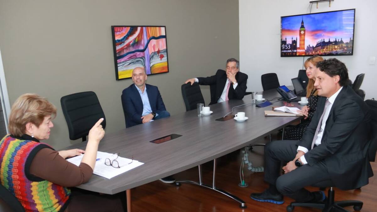 MinTrabajo podría sancionar a la FCF y a la Dimayor por negarse a negociar con Acolfutpro