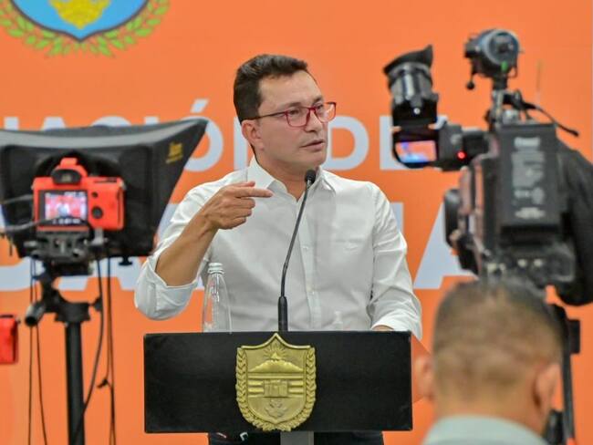 Solicitarán al Tribunal de Ética Médica intervenir en caso de Enrique Vives