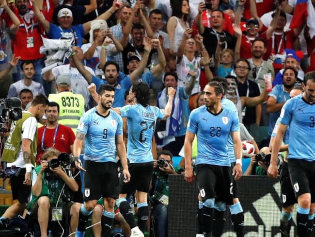 Con un Cavani imparable Uruguay avanza a los cuartos de final en Rusia