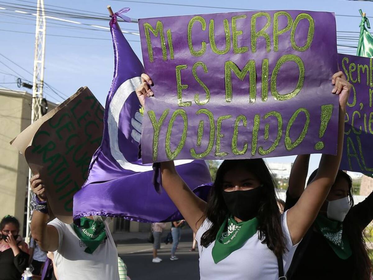 López Obrador plantea consulta sobre el aborto en México