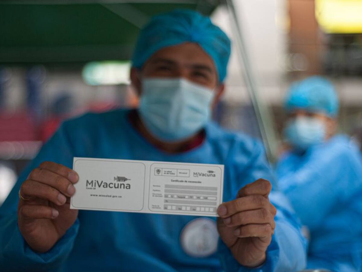 Carné de vacunación ya no será obligatorio en eventos cerrados y masivos