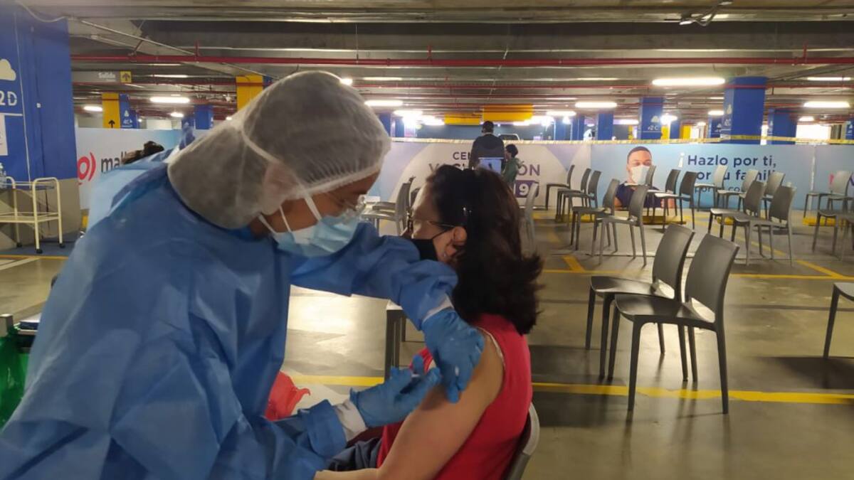 La gerente zonal de la Nueva EPS, Ana María Mariscal