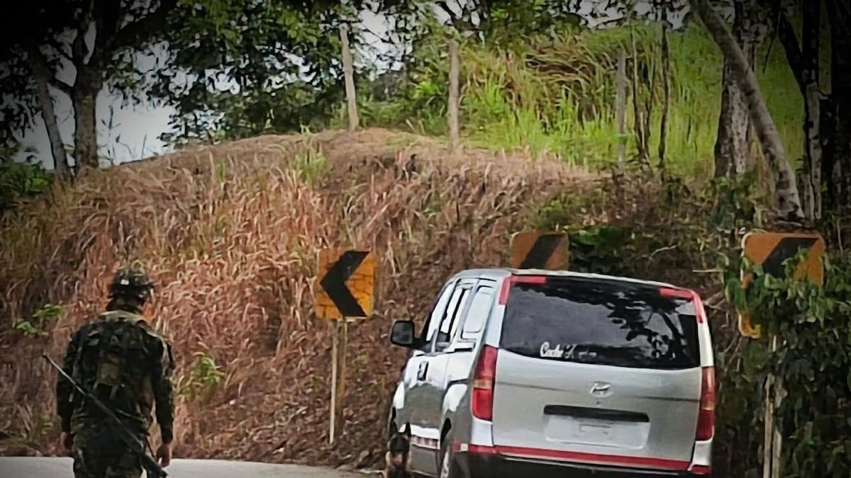 Autoridades neutralizan dos artefactos explosivos instalados en un vehículo en vías del Caquetá