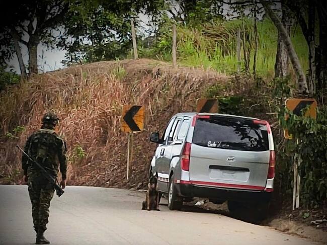 Las autoridades recomendaron a la comunidad no manipular objetos. Foto Ejercito Caquetá.