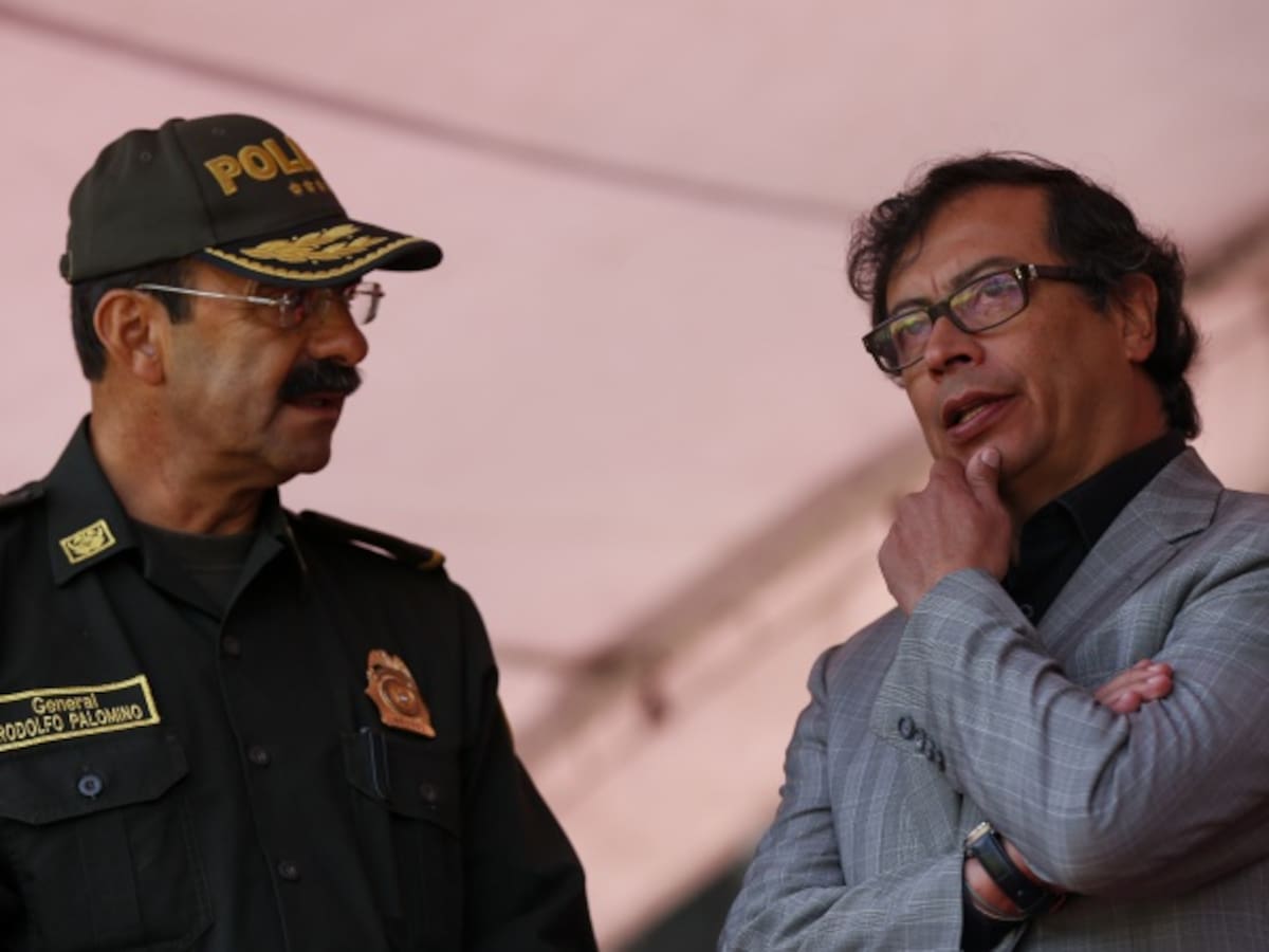 A interrogatorio Petro por fallas en motos eléctricas entregadas a la Policía