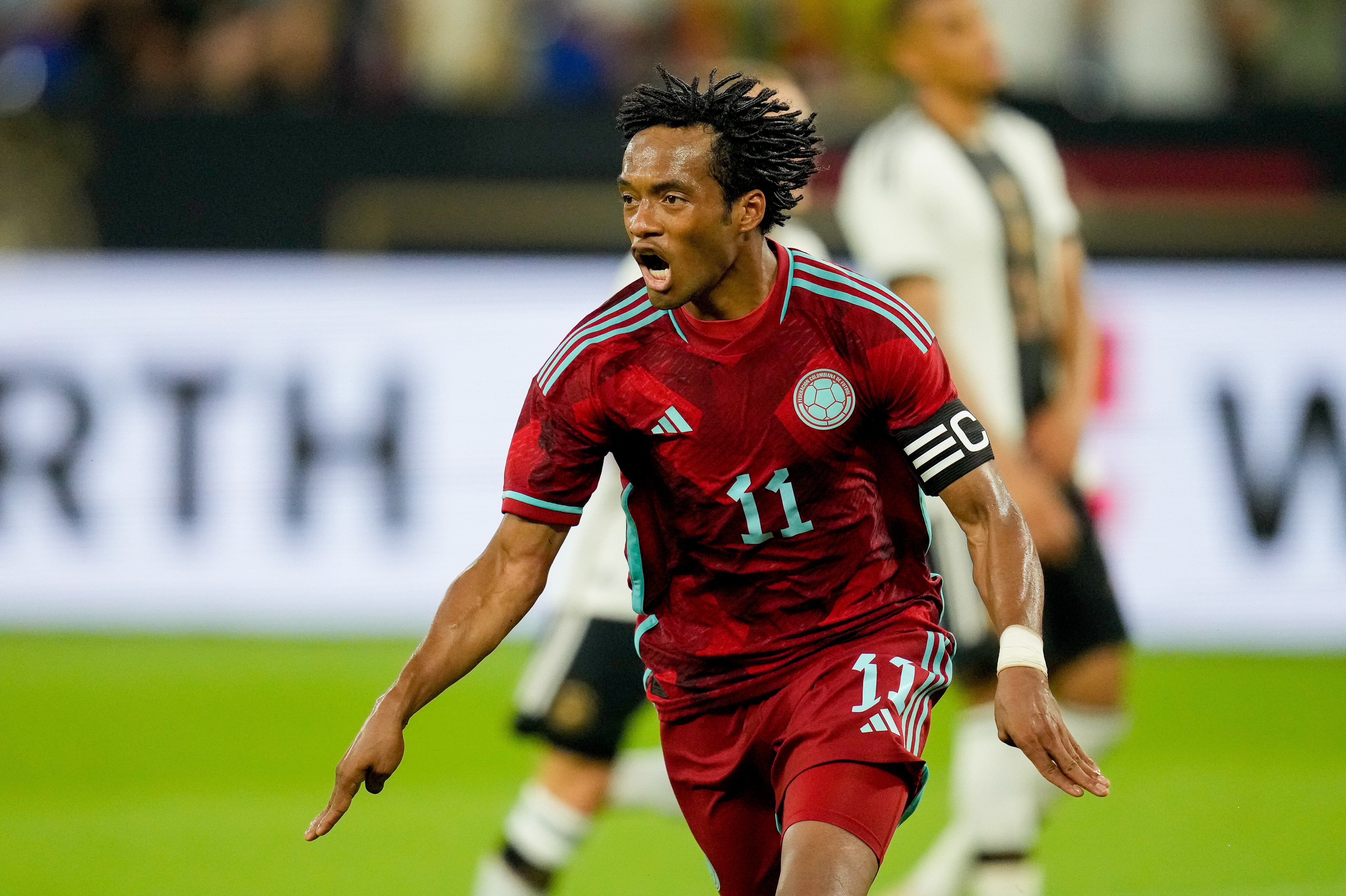Juan Guillermo Cuadrado como capitán de la Selección Colombia. (Photo by Alex Gottschalk/DeFodi Images via Getty Images)