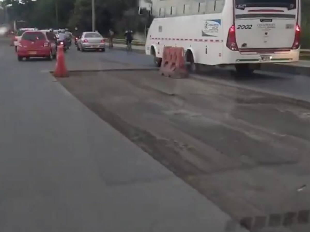 Denuncian reparcheo en tramos nuevos entregados en la vía Cali - Jamundí