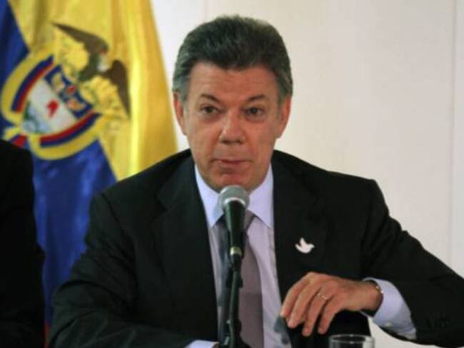 En 25 años, 11.400 colombianos han sido víctimas de las minas antipersonal: Santos