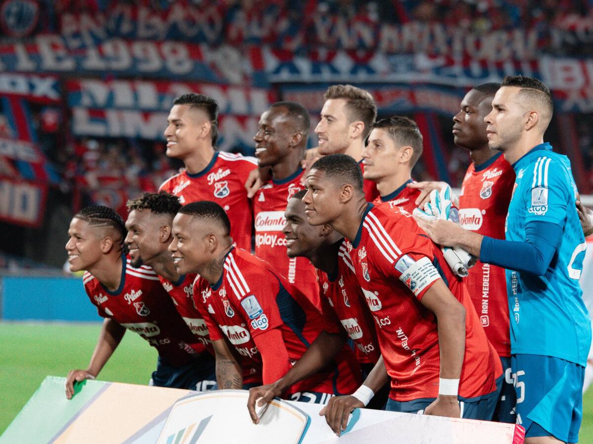 Hincha del DIM se despidió de su equipo en el estadio antes de practicarse la eutanasia