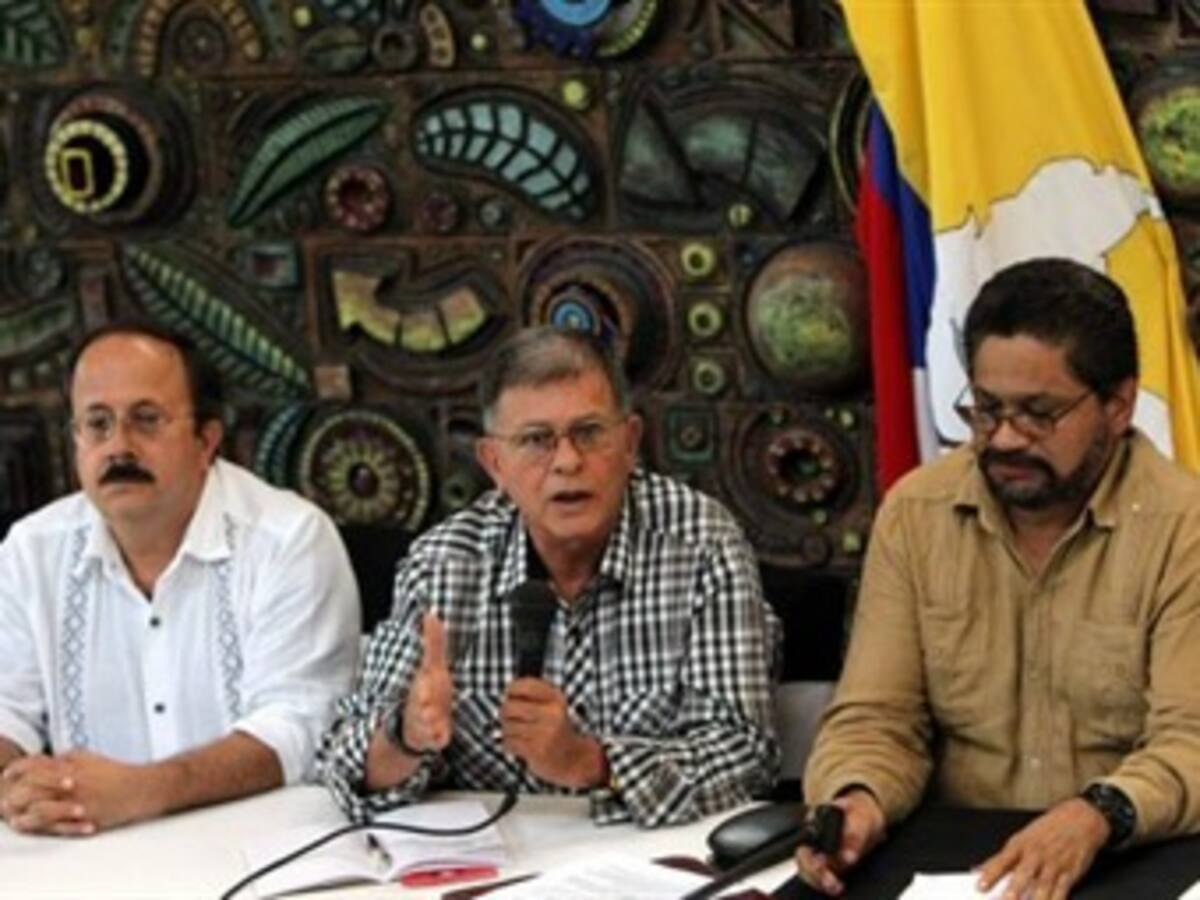 Farc defienden viajes de funcionarios y personalidades a La Habana