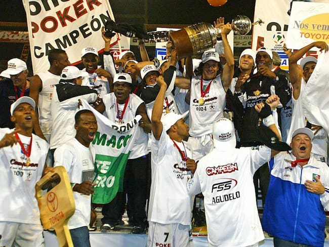 Once Caldas campeón de la Copa Libertadores, 1 de julio de 2004