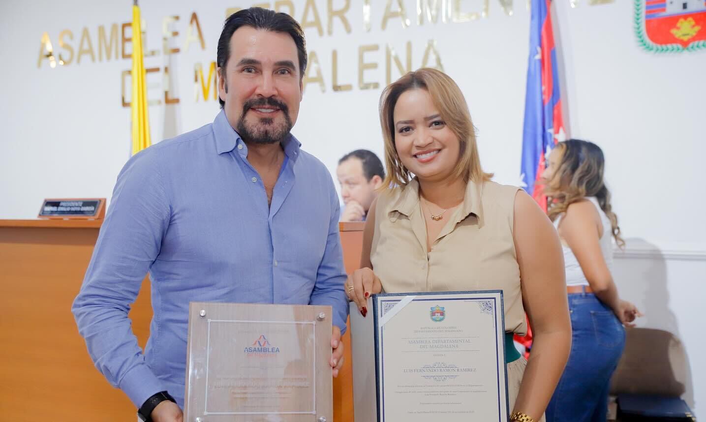 Pastor Luis Fernando Ramón y la presidenta Rosita Jímenez . Asamblea del Magdalena (Noviembre del 2023)