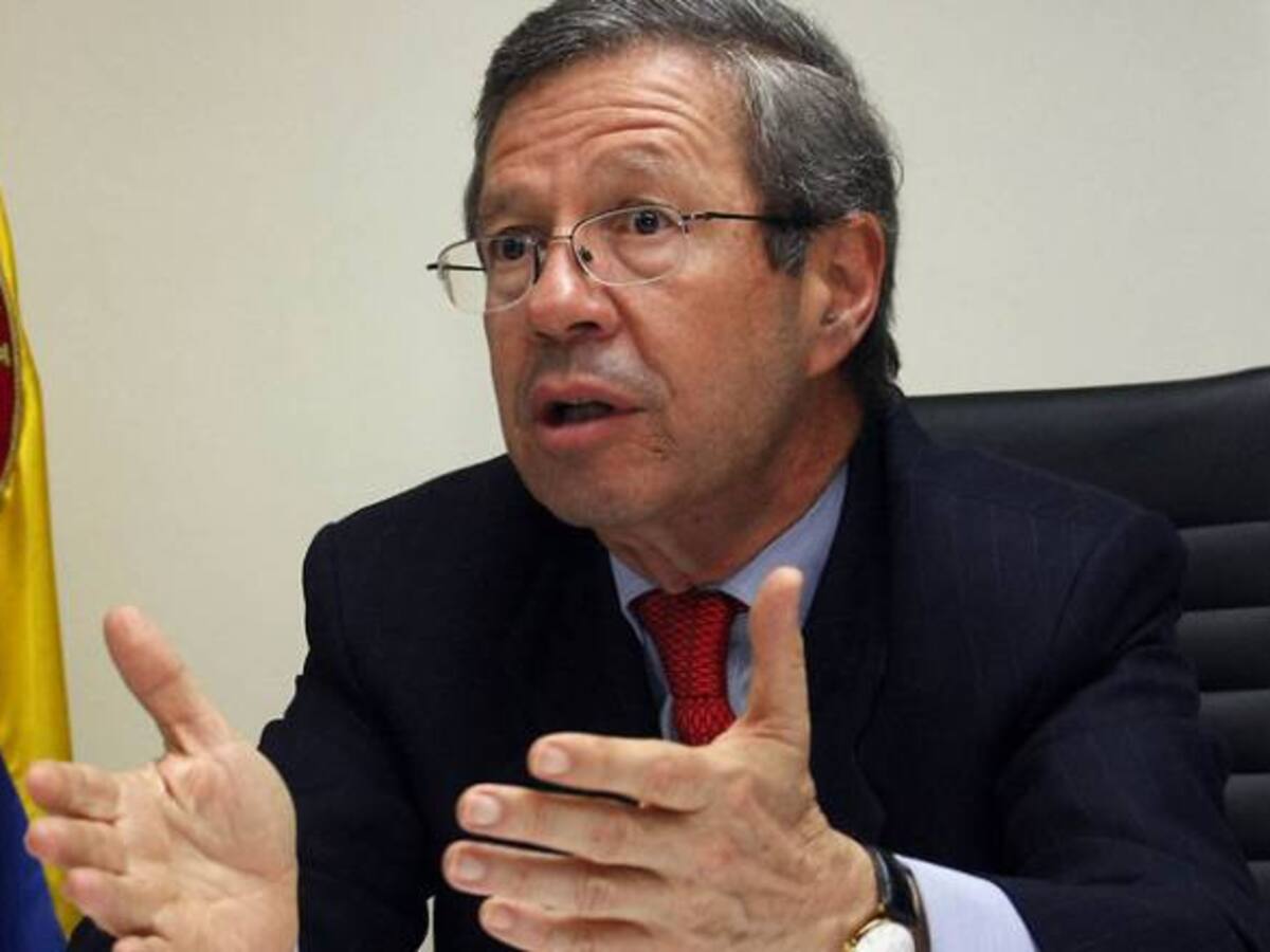 Creo que Palomino no será un obstáculo para la Comisión de Alto Nivel: Esguerra