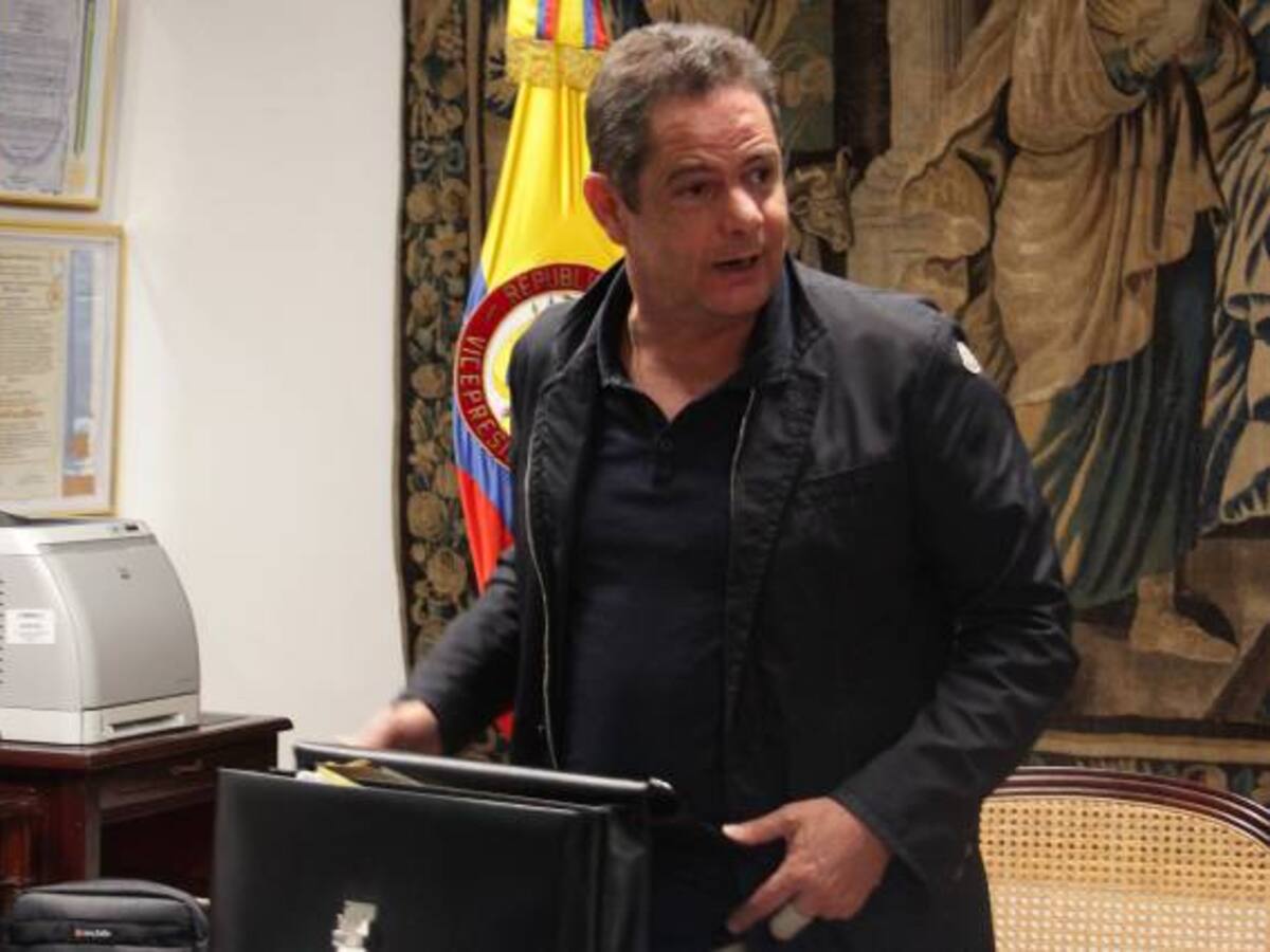 Con el presidente Santos todo bien: Vargas Lleras