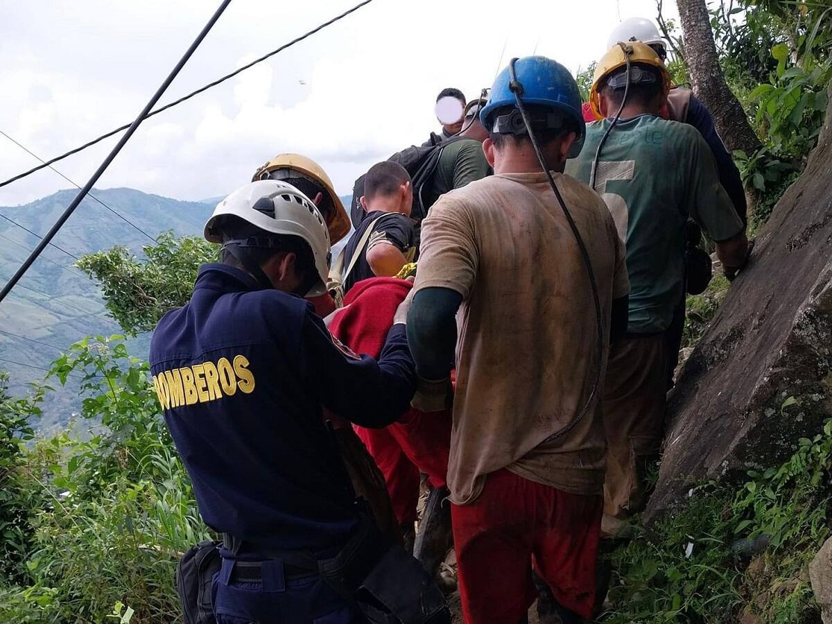 Trabajador resultó seriamente golpeado con un elemento que le cayó en una mina