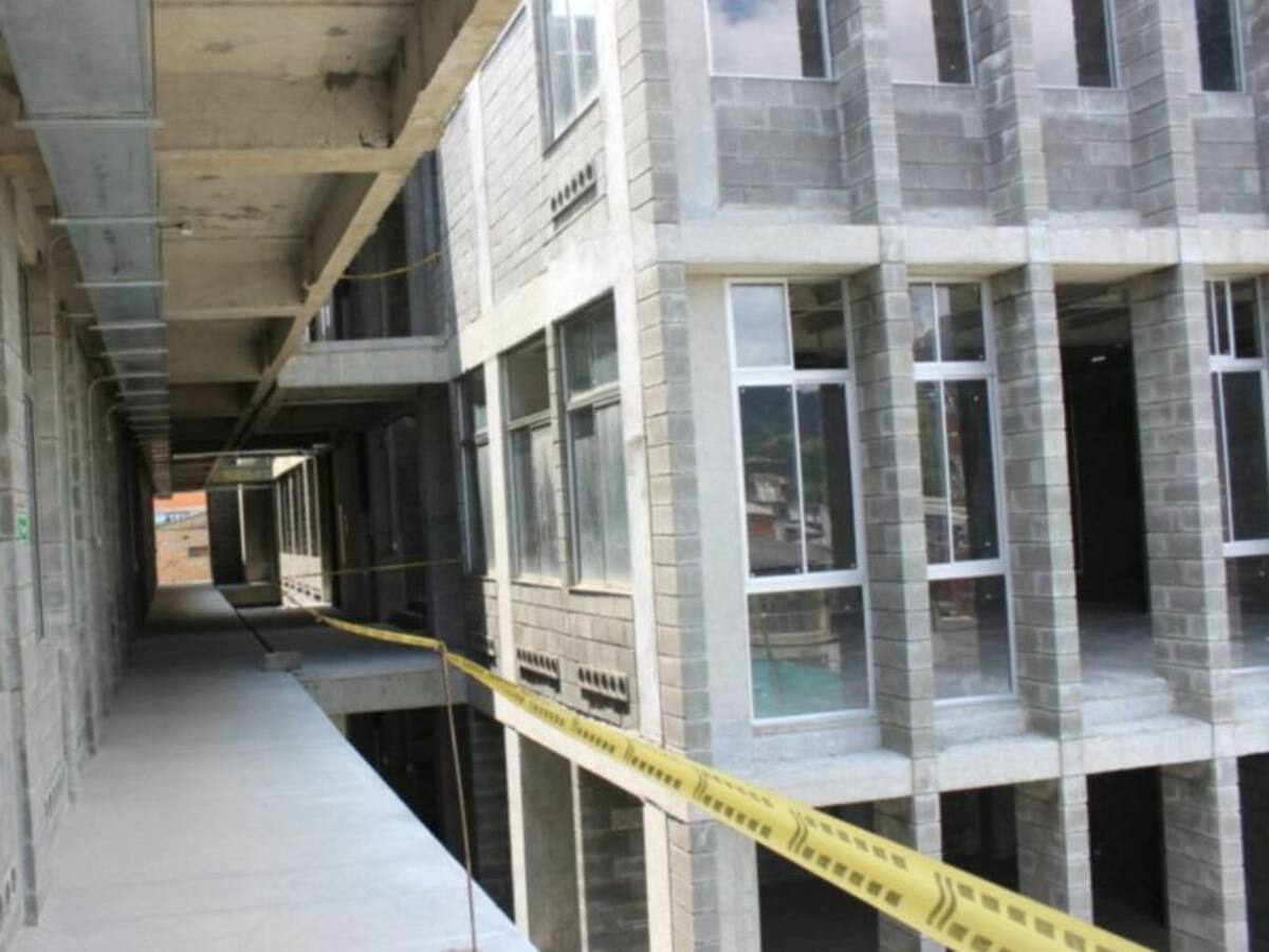 Reactivan obras de dos megacolegios en La Virginia, Risaralda