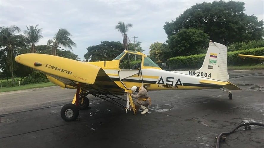 Se revisó que la documentación de las aeronaves en tierra se encontrara en orden. Foto: Fuerza Aérea