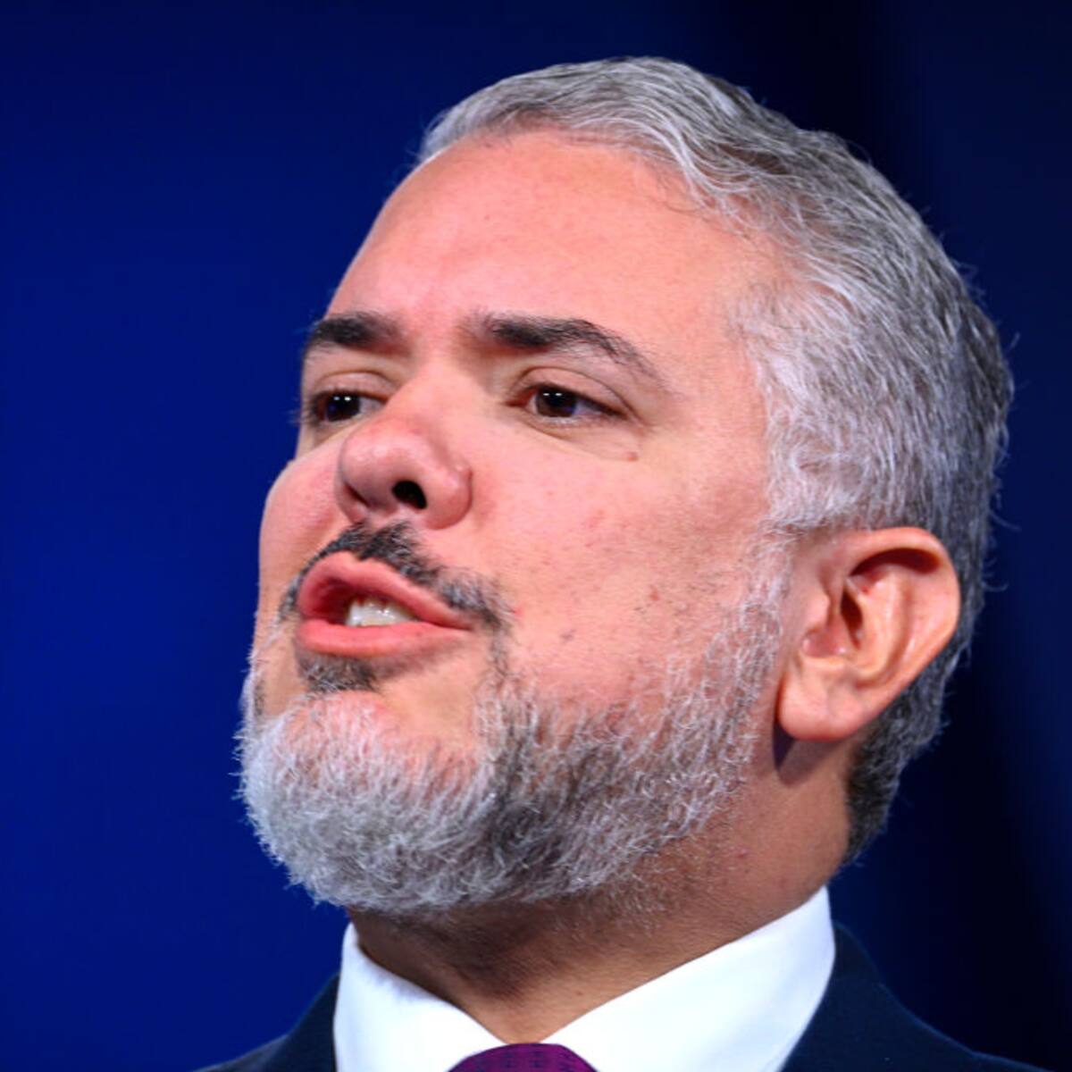 Expresidente Duque celebró la condena de alias 19, aplaudiendo la labor de la Fiscal