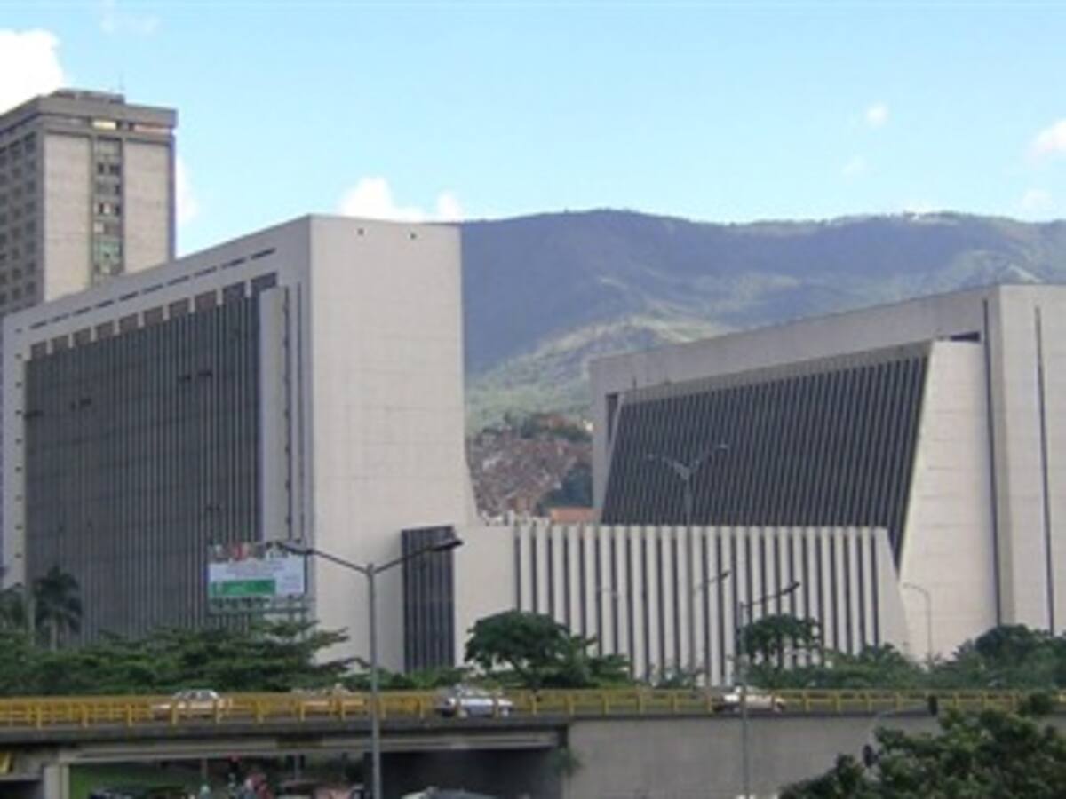 Más cambios en el gabinete municipal de Medellín