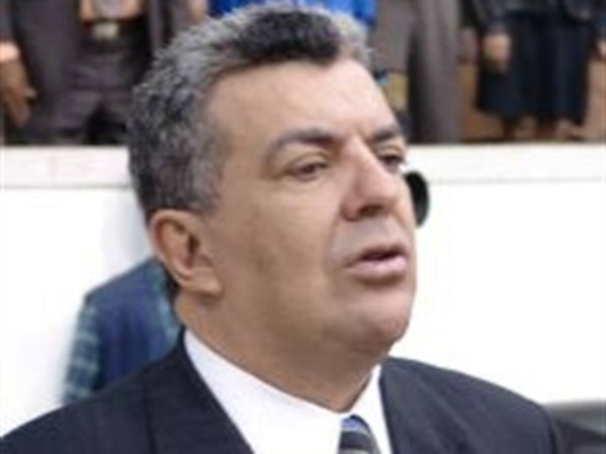 Uribe ofrece recompensa de $100 millones por autores de ataque a presidente del Concejo de Medellín