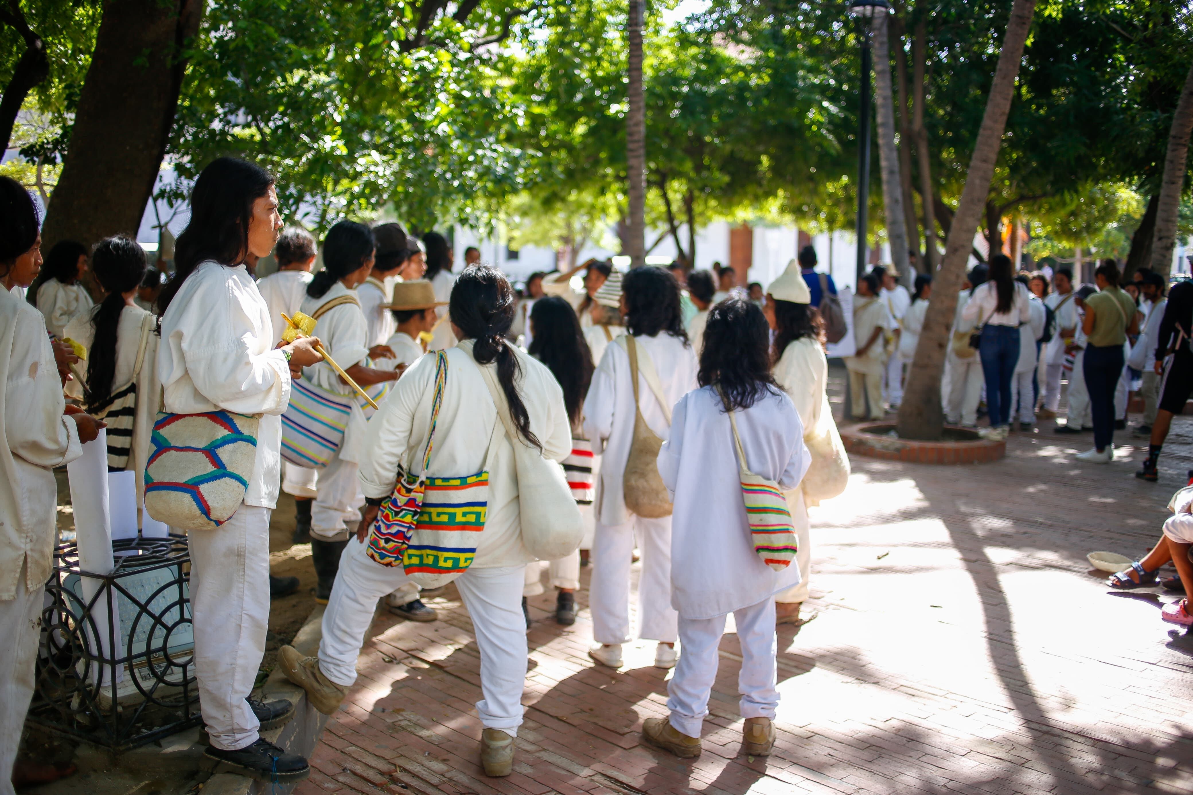 Comunidad indígena Kogui protesta en Santa Marta . Alcaldía Distrital