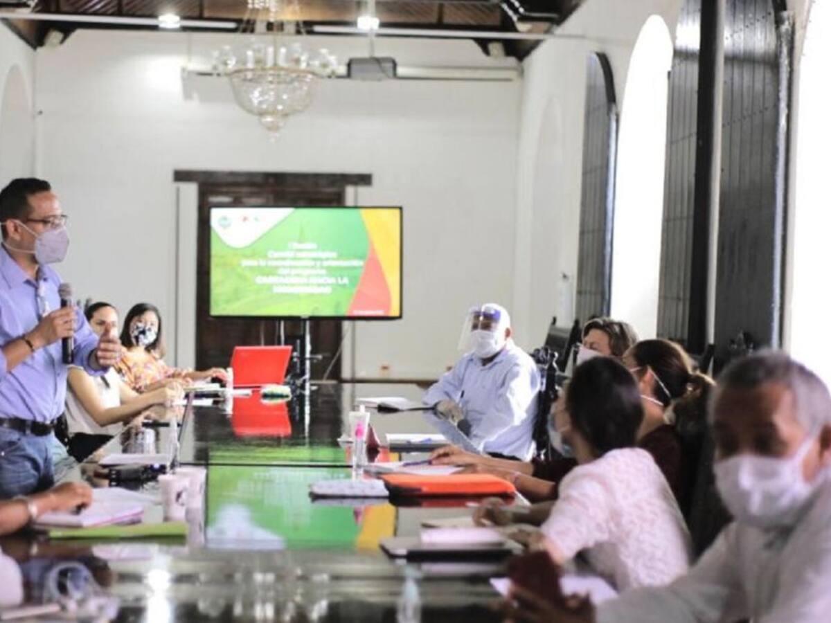 Aprueban moción de observación al director de Talento Humano de la Alcaldía