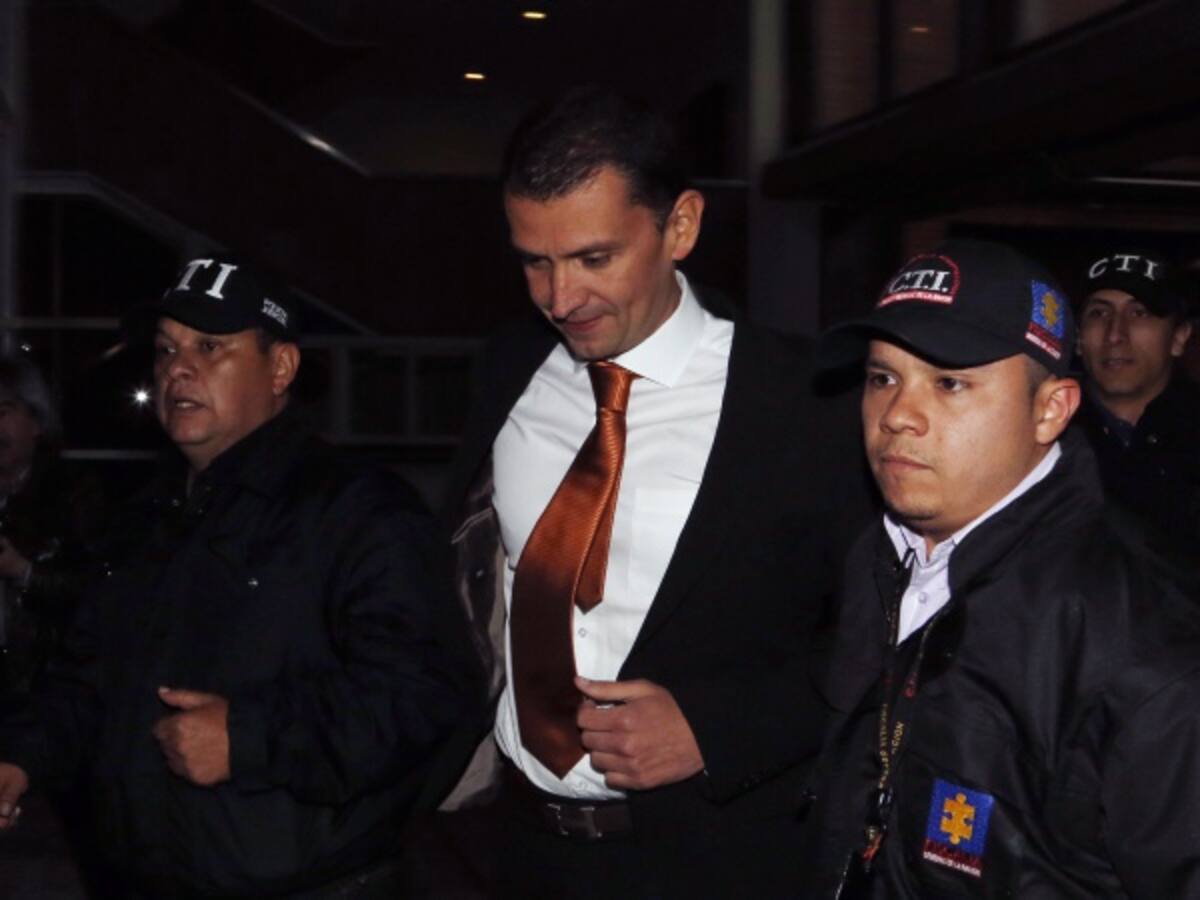 Emilio Tapia acepta cargos por enriquecimiento ilícito