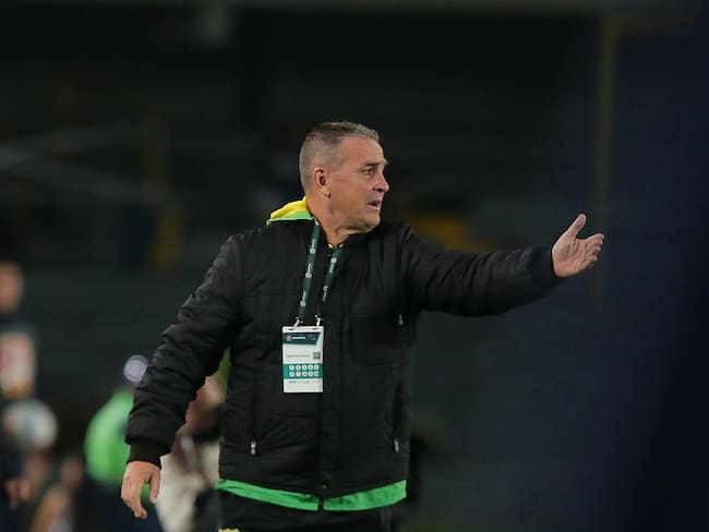 Néstor Óscar Craviotto es nuevo técnico de Deportivo Pereira