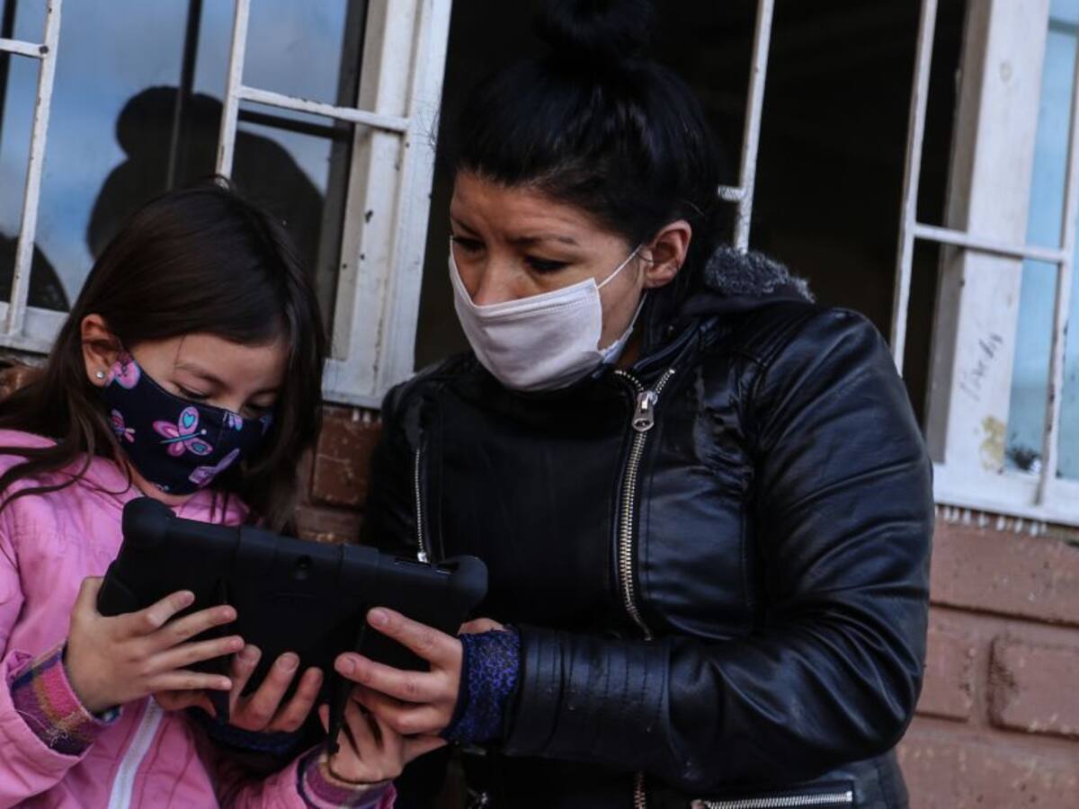 ConfenalPadres: 950 mil estudiantes habrían perdido el año en el país