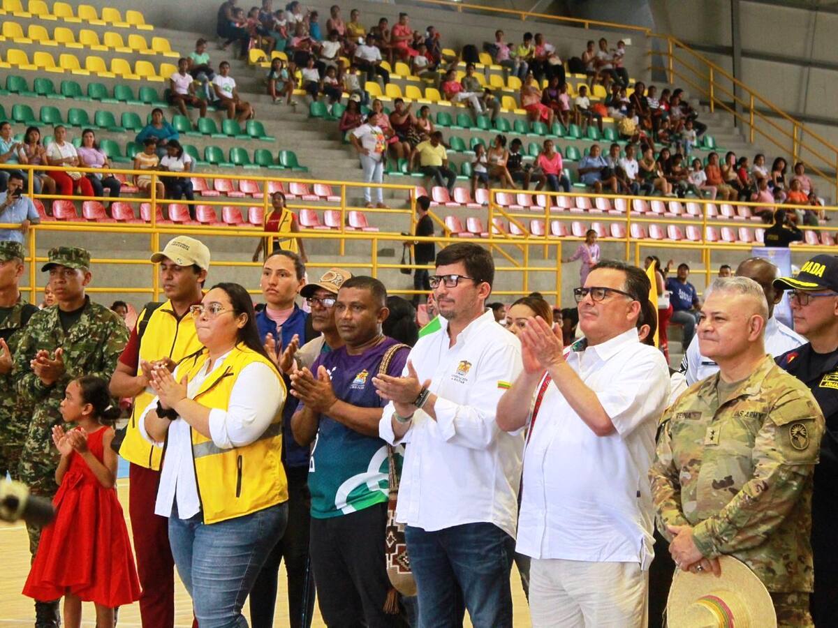 Gobernación de Bolívar y armadas de Colombia y EE.UU. lideraron jornada humanitaria