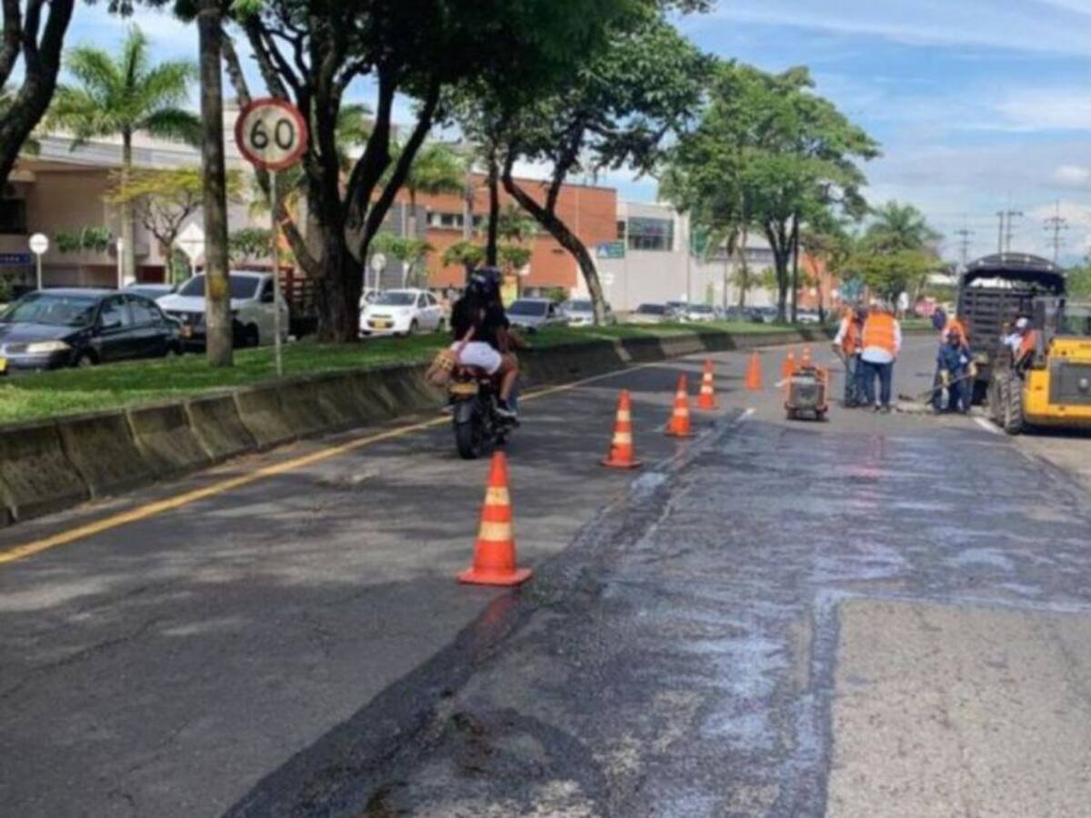 Iniciaron los trabajos de reparación de la avenida 30 de agosto en Pereira