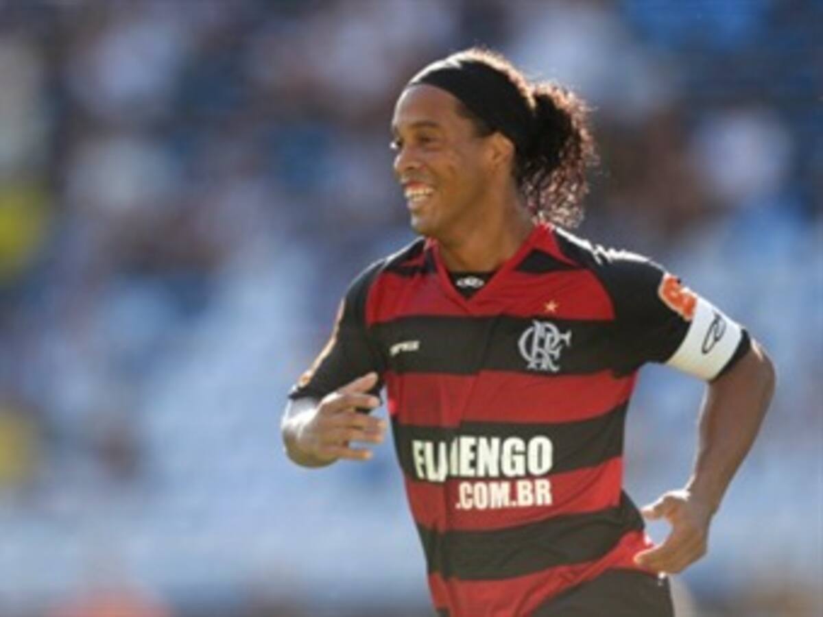 Ronaldinho acepta principio de acuerdo laboral