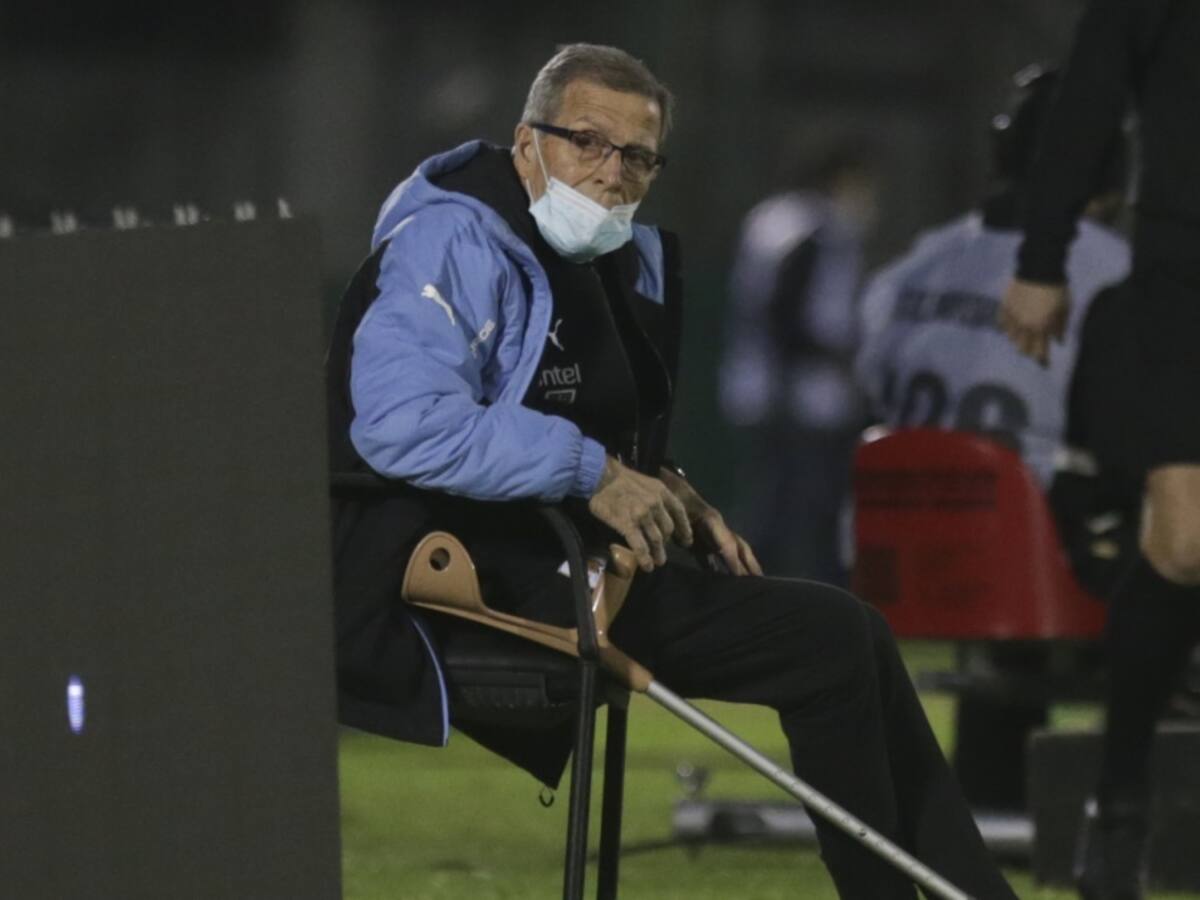 Tite: "A Tabárez se le tiene que reverenciar y respetar"