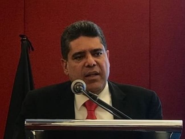 Elección de contralor: los apoyos de último momento de Carlos Hernán Rodríguez