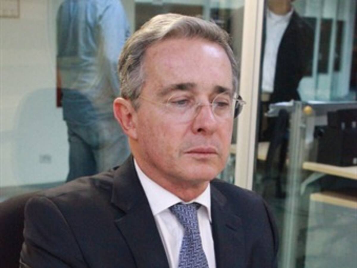 Fijan fecha para que expresidente Uribe amplíe denuncia contra Iván Cepeda