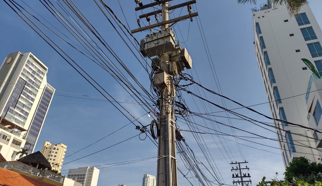 El director ejecutivo Nausicrate Pérez, denunció que continúa el mal servicio, alzas injustificadas y supuestos cobros ilegales