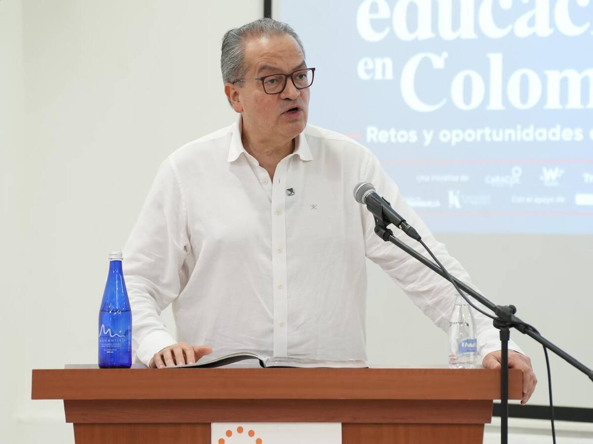 “Primer punto del acuerdo nacional debe ser la reforma de la educación”: Fernando Carrillo