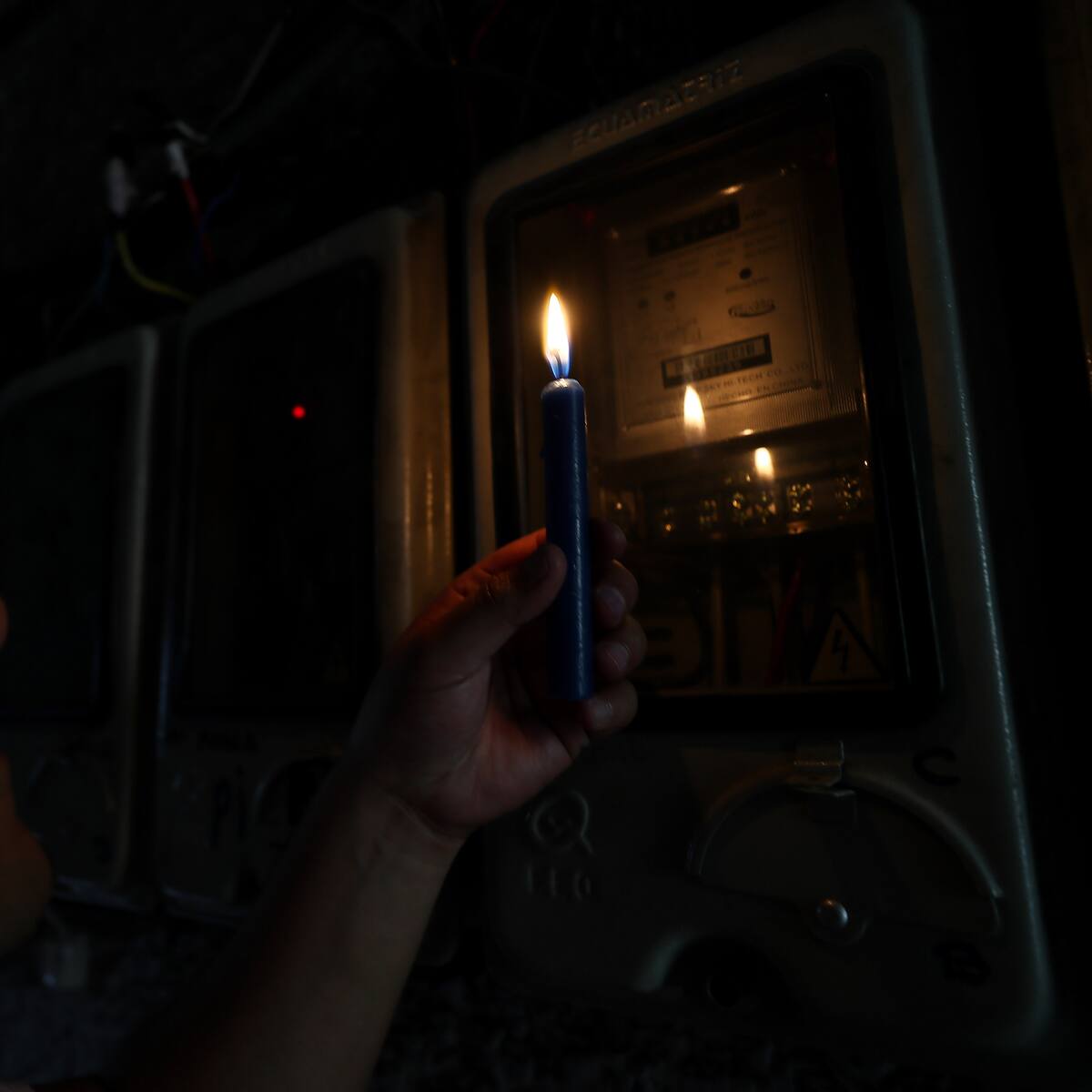 Hasta diez horas de corte de electricidad tendrá Ecuador