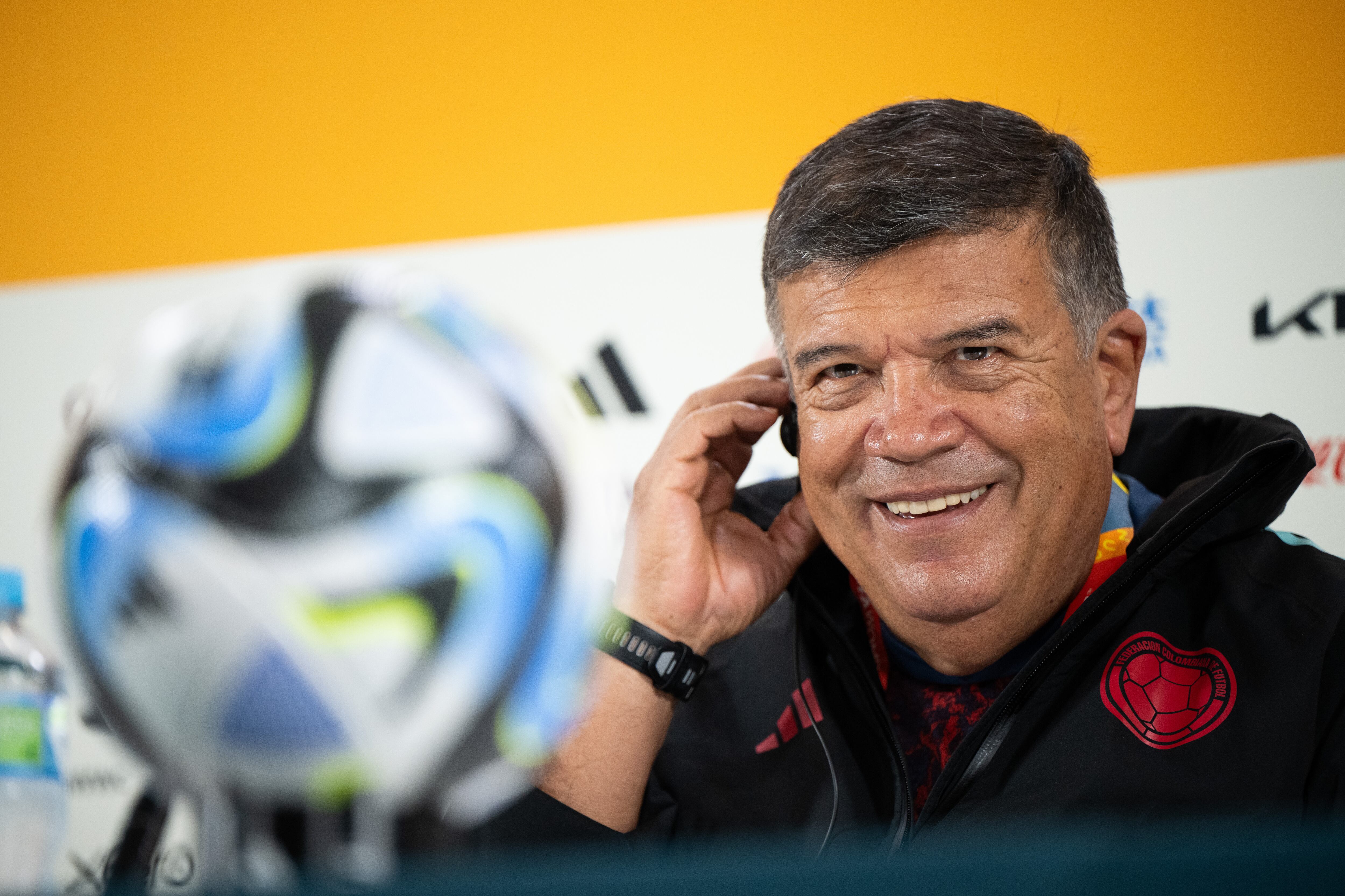 Nelson Abadía en conferencia de prensa Mundial Femenino 2023 (Photo by Sebastian Gollnow/picture alliance via Getty Images)