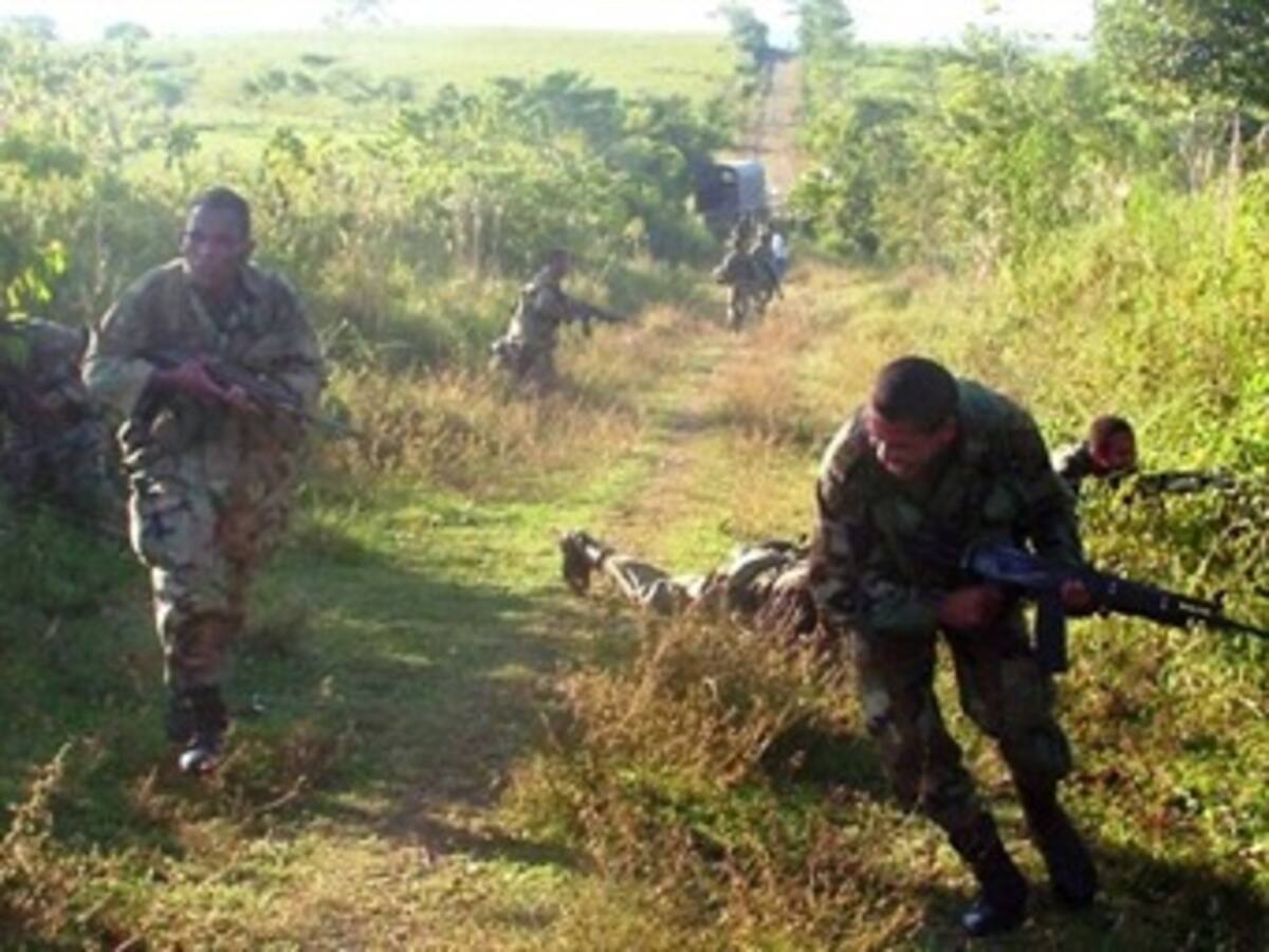 Trasladan a Bolívar al policía muerto en emboscada en Caquetá