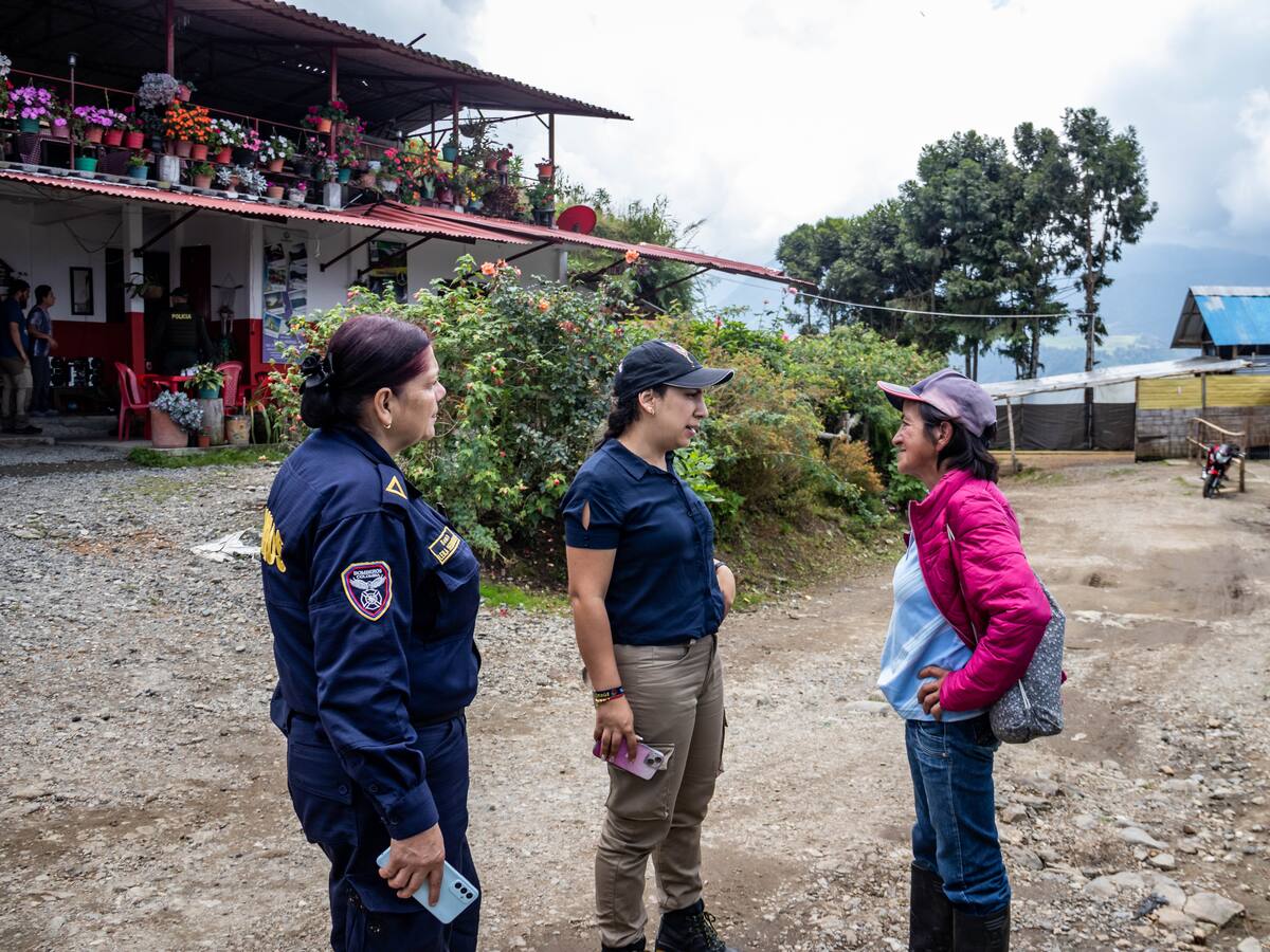 Cinco vías de Villamaría, Caldas habilitadas ante una posible erupción del Volcán del Ruiz
