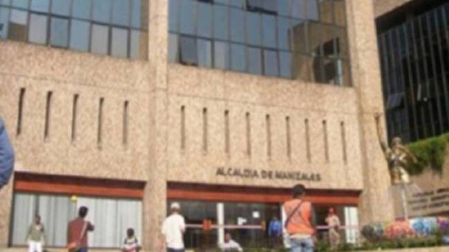 Plazoleta Alcaldía de Manizales.