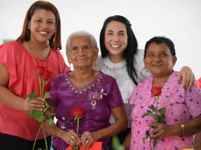 Abuelitas de Turbaco Bolívar celebran Día de la Madre