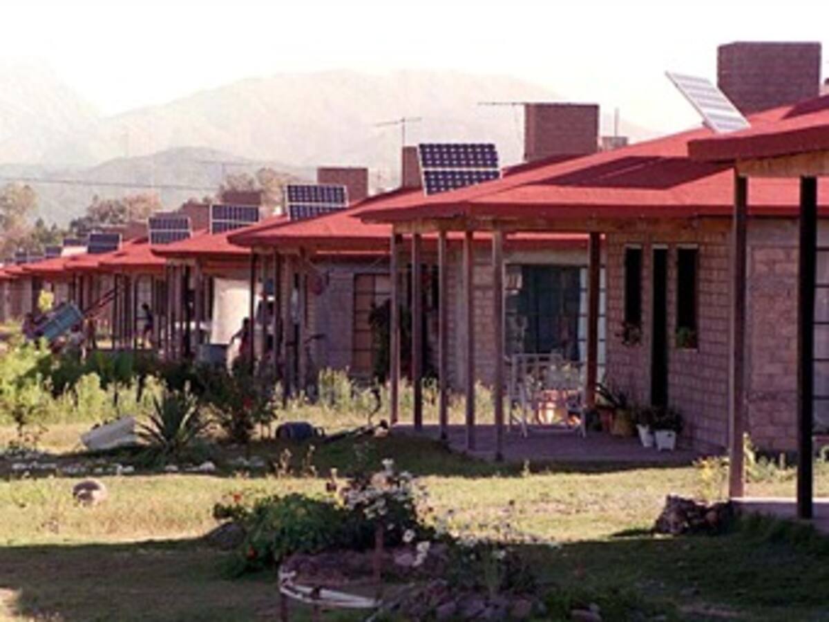 Viviendas de energía solar para familias más vulnerables