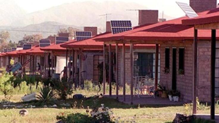 Viviendas de energía solar para familias más vulnerables