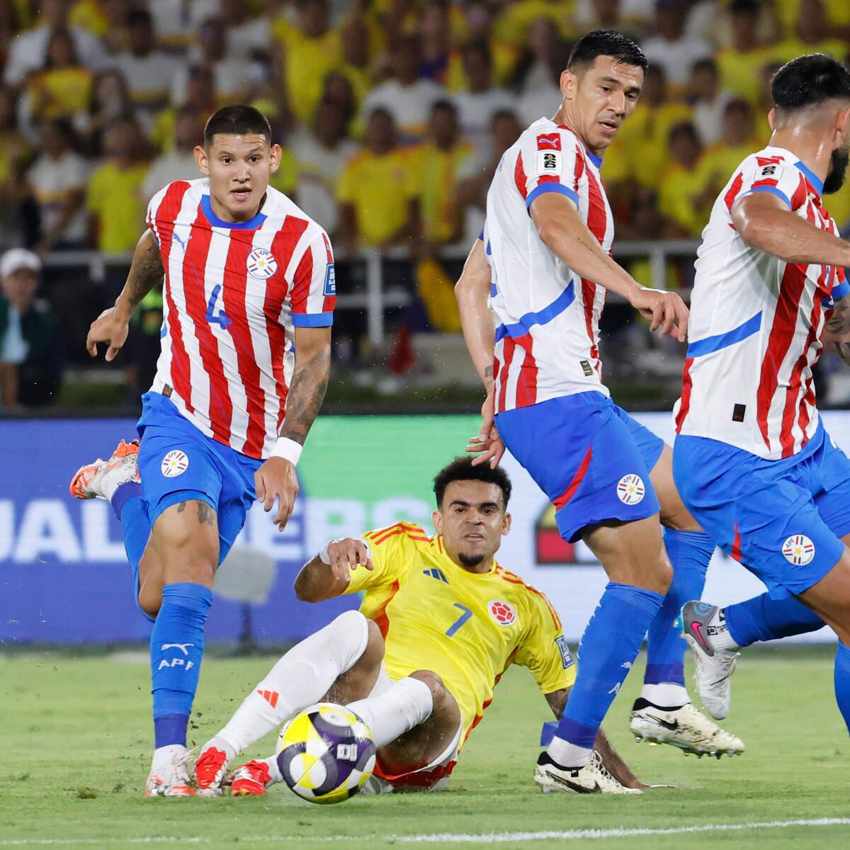Colombia no levanta cabeza: decepcionante empate con Paraguay en el Metropolitano