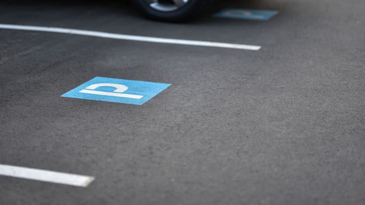 Denuncian robo en parqueadero privado de Bogotá: ¿hasta qué punto es responsable la empresa?