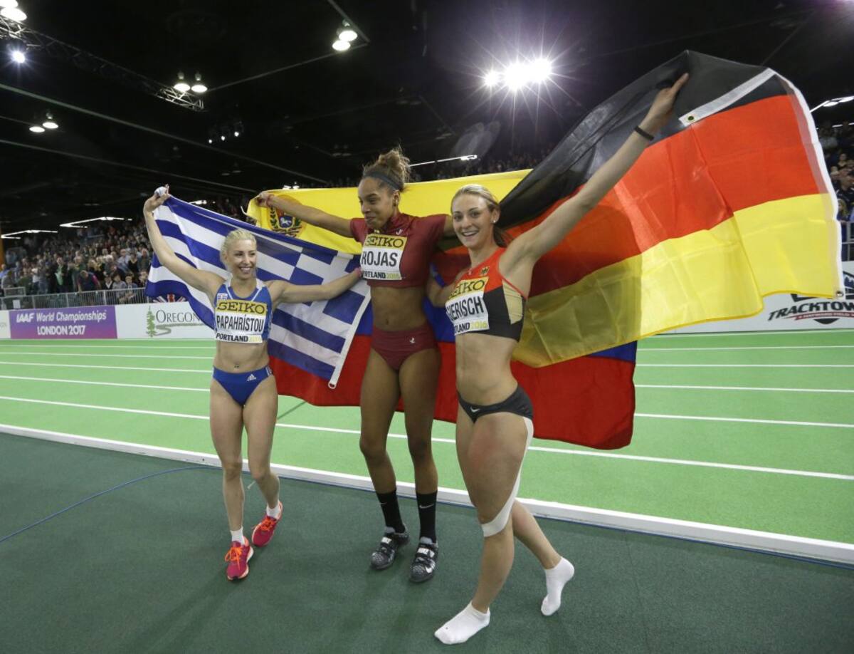 La atleta de 21 años logró un salto con tan solo ocho centímetros de diferencia a la competidora colombiana en la reciente competencia de la Liga Diamante.