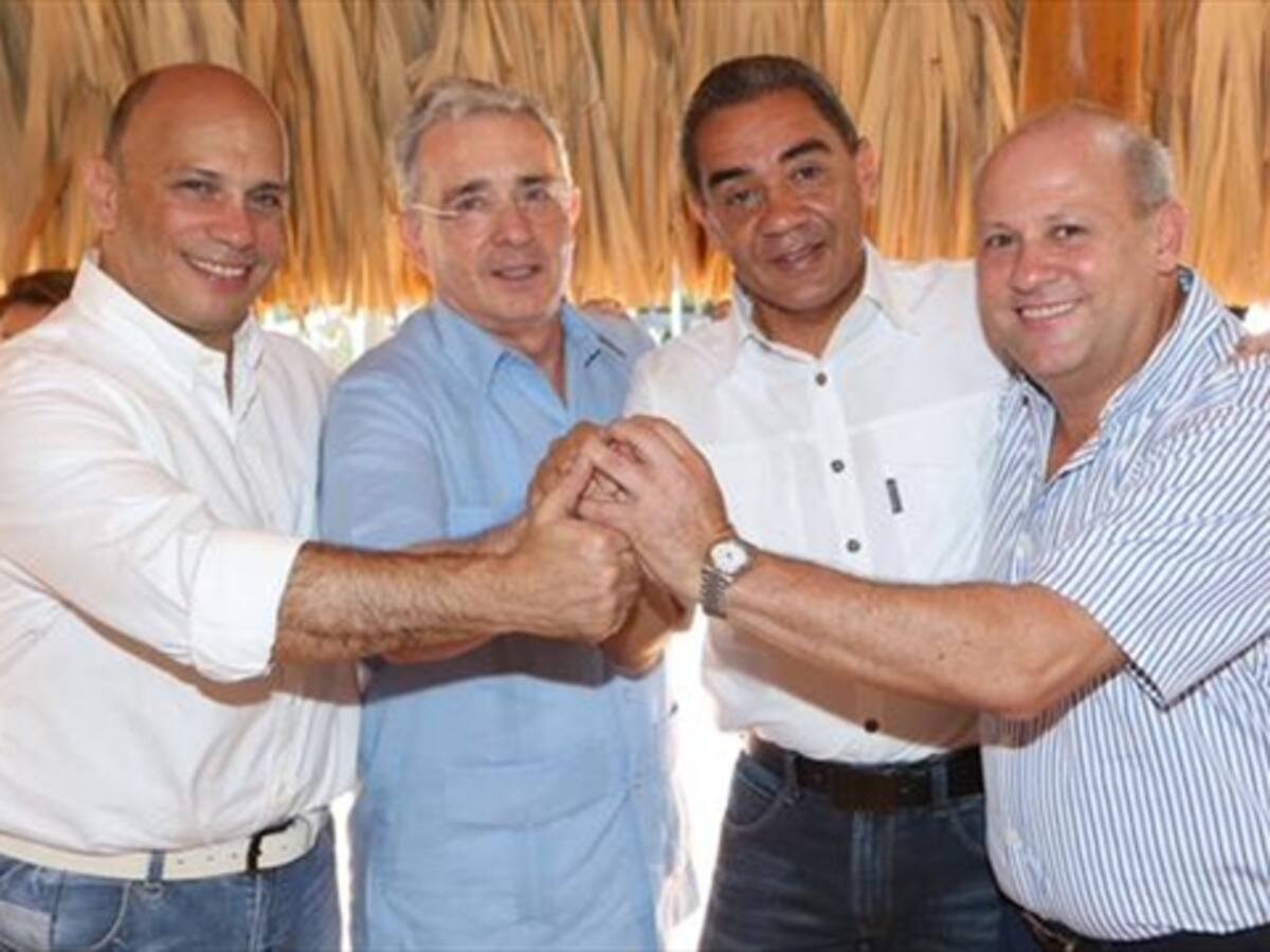 Uribe insiste en zona de concentración para las Farc (Audio)