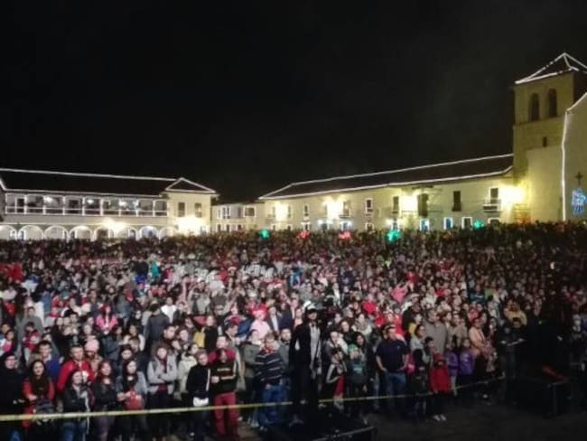 Boyacá recibió más de 150.000 visitantes en la noche de velitas para inaugurar el alumbrado navideño